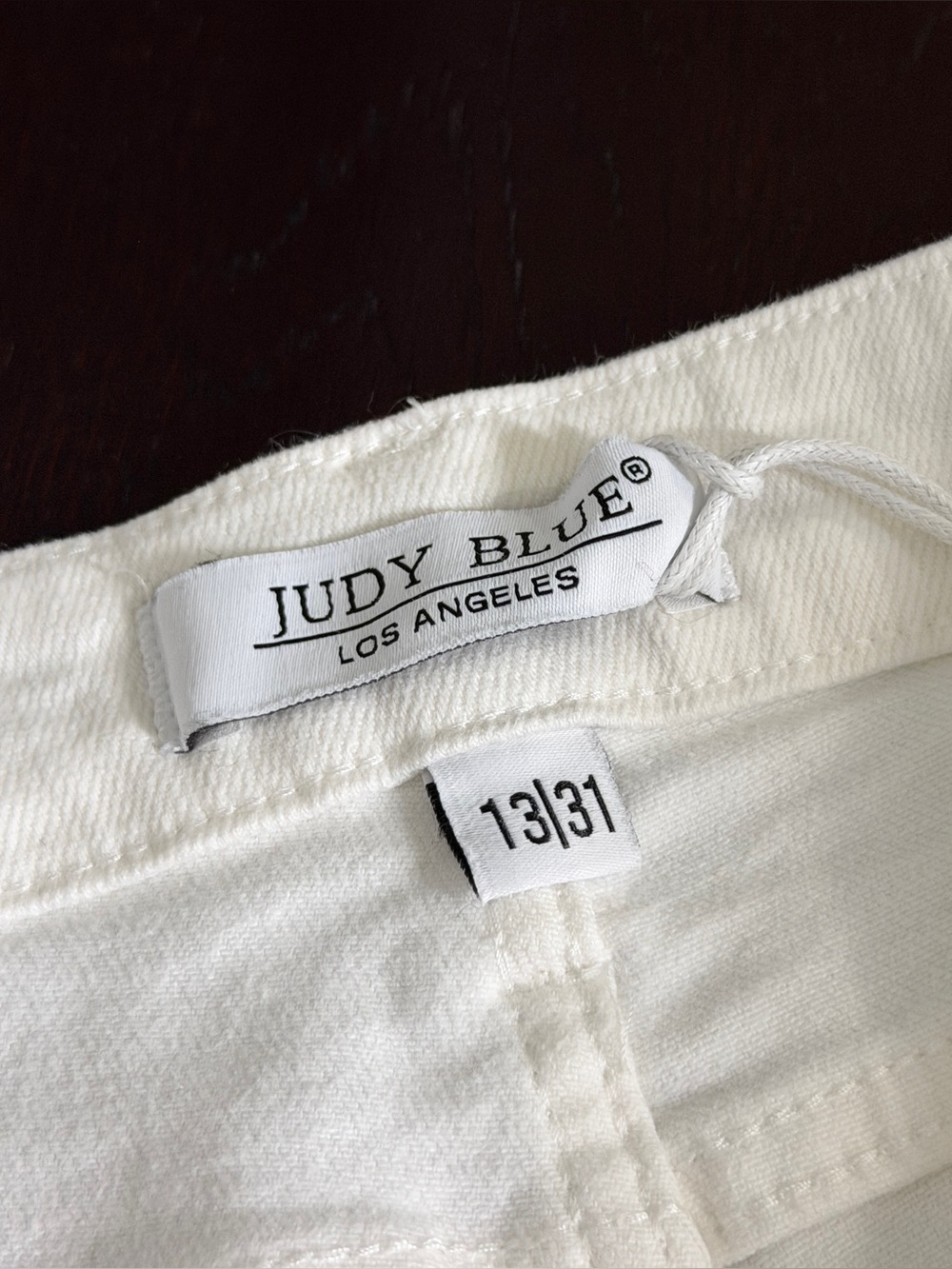 Judy Blue 13/31 White Lila Mid Rise Split Hem Bootcut Jeans NEW - Picture 8 of 12